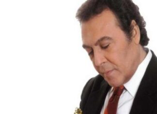 Εσπευσμένα στο νοσοκομείο ο Τόλης Βοσκόπουλος!
