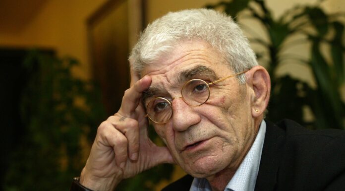 Τα κόκκινα…σταράκια του Μπουτάρη (Φωτο)