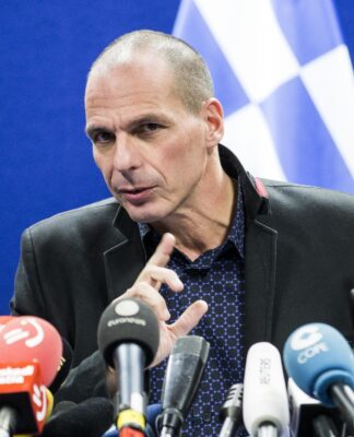Δημοψήφισμα 2015: Ο Βαρουφάκης “τα γυρίζει” για την συμφωνία – Δείτε τι έγραψε στο twitter