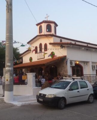 ΣΑΛΑΜΙΝΑ: Πανηγυρικός Εσπερινός και λιτάνευση της Εικόνας στον Άγιο Παντελεήμονα (Φωτο + Βίντεο)