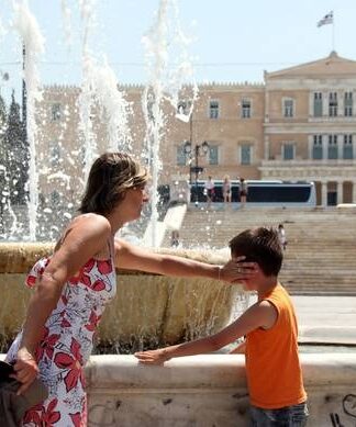 Καιρός: Καύσωνας διαρκείας από σήμερα