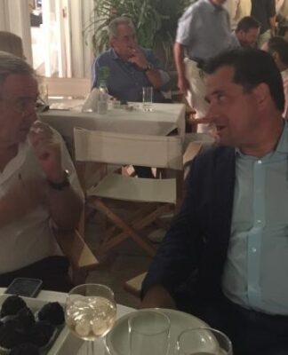 Η συνάντηση του Άδωνι με τον τέως στην Ύδρα (Φωτο)