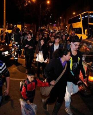 Χιλή: Πέντε νεκροί και τσουνάμι από τον τρομακτικό σεισμό των 8,3 Ρίχτερ