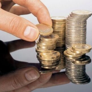Συντάξεις: Έρχεται “τσεκούρι” – Ποιες θα περικοπούν και πότε θα ξεκινήσει η μείωση