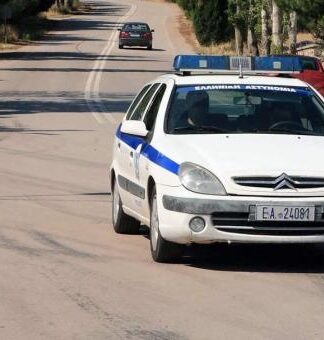 Ληστές απείλησαν ότι θα κάψουν με σίδερο ηλικιωμένη στη Γλυφάδα