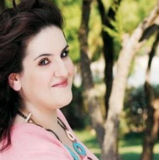 Δε θα το πιστεύετε: Αυτή είναι η πραγματική ηλικία της Σοφίας Βογιατζάκη!