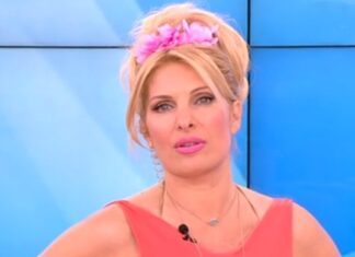 Η σπάνια φωτογραφία της Ελένης Μενεγάκη με τον…