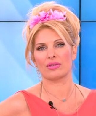 Η σπάνια φωτογραφία της Ελένης Μενεγάκη με τον…