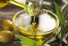 Έτσι θα εξαφανίσετε το λεκέ από λάδι σε λιγότερο από 10 λεπτά!