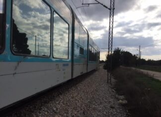 ΕΚΤΑΚΤΟ: Άντρας αυτοκτόνησε πέφτοντας στις ράγες – Πανικός στο σημείο!