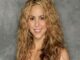 ΥΔΡΑ: Η Shakira εμφανίστηκε στο νησί με παραπανίσια κιλά και χωρίς μακιγιάζ! (φωτο)