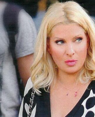 Ελένη Μενεγάκη: Το σέξι φόρεμά της, που έκλεψε τα βλέμματα στο Χαλάνδρι