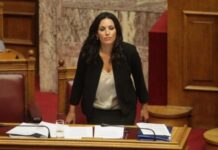 Η Όλγα Κεφαλογιάννη “κόλασε” τη Βουλή: Το σταυροπόδι που προκάλεσε…. εγκεφαλικά!