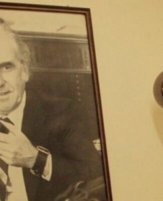 Διαμαρτυρία σε ΚΑΠΗ γιατί δόθηκε εντολή να… κατεβάσουν την φωτογραφία του Ανδρέα Παπανδρέου!
