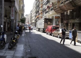 ΤΡΑΓΩΔΙΑ: Νεκρή 16χρονη στο κέντρο της Αθήνας!