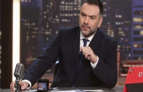 ΑΠΟΚΑΛΥΨΗ του Αρναούτογλου: «Μου έριξε κέρατο και την έδιωξα»!