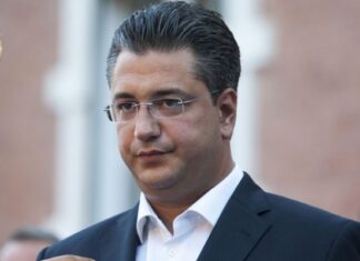 ΕΚΛΟΓΕΣ ΝΔ: Σε πανικό το επιτελείο Τζιτζικώστα!