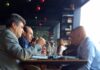 Ο Βασίλης Κοντοζαμάνης στο Ψυχικό με καλούς ”φίλους”… για την Υγεία!