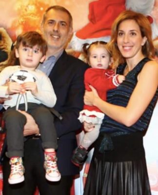 Οι οικογενειακές ευχές του Γιάννη Μώραλη για τα Χριστούγεννα! (φωτο)