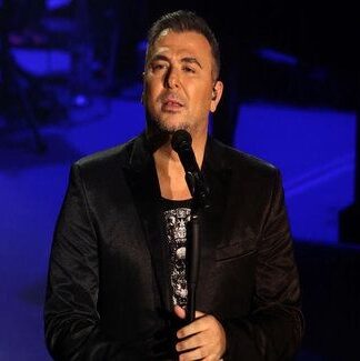 Ο γιατρός του Αντώνη Ρέμου αποκαλύπτει: Τι ΠΡΑΓΜΑΤΙΚΑ συνέβη με τον γνωστό τραγουδιστή;