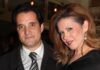 ΜΑΣ ΚΟΡΟΪΔΕΥΕΙ;; – Δεν φαντάζεστε πώς έχει στολίσει το δέντρο της η Μανωλίδου!