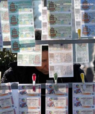 Πρωτοχρονιάτικο Λαχείο 2016: Αυτοί είναι οι αριθμοί που κερδίζουν!