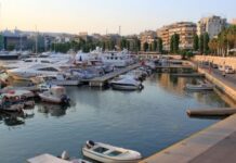 ΘΡΙΛΕΡ στη Μαρίνα Ζέας: Αγνοείται 20χρονος που έπεσε στη θάλασσα τα ξημερώματα