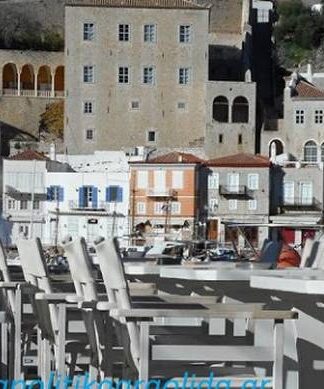 Ύδρα: Η μασκότ του λιμανιού που έγινε viral στο Facebook (photo)
