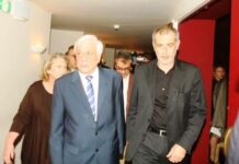 Τηλεφωνική επικοινωνία Παυλόπουλου – Μώραλη για ευχές και… Θεοφάνεια!