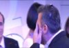 Αντώνης Ρέμος: Δείτε τον ΣΟΚΑΡΙΣΤΙΚΟ τραυματισμό του στο show του ΑΝΤ1!