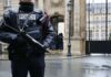 ΕΚΤΑΚΤΟ: Πυροβολισμοί μπροστά από αστυνομικό τμήμα στο Παρίσι