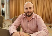 Στασινός σε Τσίπρα: «Στην πορεία δεν πήγαν πλούσιοι μηχανικοί γιατί απλά δεν υπάρχουν»