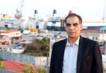 Ο Δήμαρχος Περάματος Γιάννης Λαγουδάκης κατά της πώλησης του ΟΛΠ!