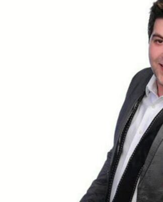 ΠΑΘΑΜΕ ΠΛΑΚΑ! Δείτε πώς έχει γίνει σήμερα ο Σότης Βολάνης