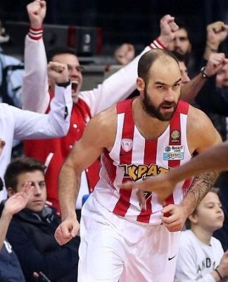 Νίκη πρωτιάς ο Ολυμπιακός!
