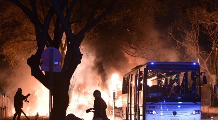 ΘΡΗΝΟΣ στην Τουρκία – Βίντεο ΝΤΟΚΟΥΜΕΝΤΟ από τη στιγμή της επίθεσης
