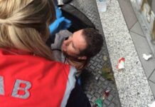ΣΟΚ: Στο νοσοκομείο δημοσιογράφος μετά από επίθεση αγνώστων
