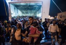 “Απόβαση” 6.000 μεταναστών στον Πειραιά