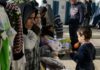Πειραιάς: 2.500 πρόσφυγες στο λιμάνι – Χωρίς επιβάτες επιστρέφει το «Blue Star Patmos»