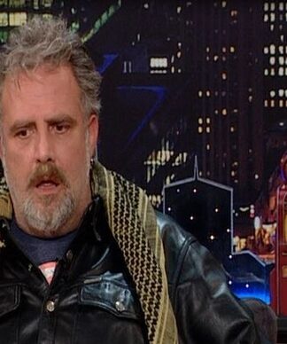 Ο Τσαρούχας «κάρφωσε» τον Λιάγκα στον Αρναούτογλου – Η αντίδραση του παρουσιαστή (ΒΙΝΤΕΟ)