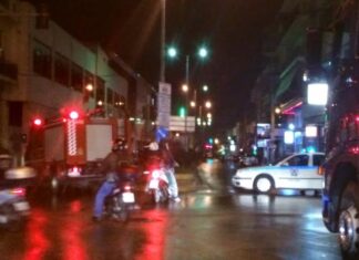 ΑΠΟΚΛΕΙΣΤΙΚΗ ΦΩΤΟΓΡΑΦΙΑ από το σημείο της έκρηξης στον Πειραιά!