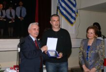 Ο Ερυθρός Σταυρός τίμησε τον Γιάννη Μώραλη!