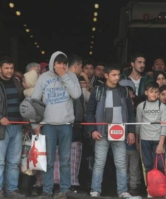 Κανένα «φρένο» στις προσφυγικές ροές παρά τη συμφωνία – Σε ελληνικά νησιά 25 Τούρκοι παρατηρητές