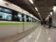 Απίστευτος επιβάτης στο μετρό. Τι πήρε από το σπίτι του; – ΦΩΤΟ