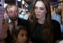 Στον Πειραιά η Αντζελίνα Τζολί
