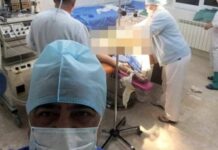 ΑΝ ΕΙΝΑΙ ΔΥΝΑΤΟΝ: Αυτός ο γιατρός έβγαλε selfie την πιο ΑΚΑΤΑΛΛΗΛΗ στιγμή!