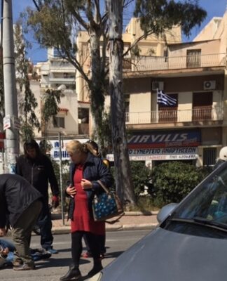 ΤΡΟΧΑΙΟ ΣΤΟΝ ΠΕΙΡΑΙΑ: Από θαύμα δε θρηνήσαμε νεκρό! (φωτο)