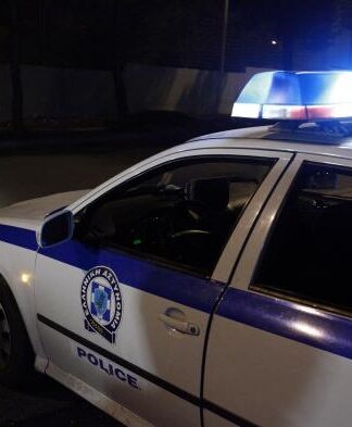 Τραγωδία στο Παλαιό Φάληρο: «Ραγίζουν» καρδιές τα μηνύματα για την 15χρονη