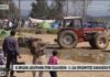 Απίστευτο! Αγρότης μπήκε με το τρακτέρ εκεί που είναι οι σκηνές των προσφύγων στην Ειδομένη…
