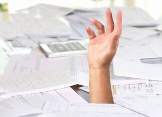 «Φοροκαταιγίδα» προ των πυλών: Ποιες είναι οι αυξήσεις-φωτιά που έρχονται